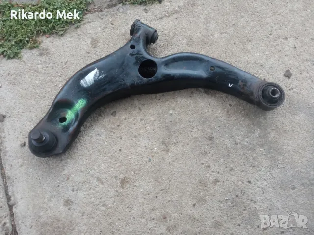 носач за Мазда примаси 323 ф с