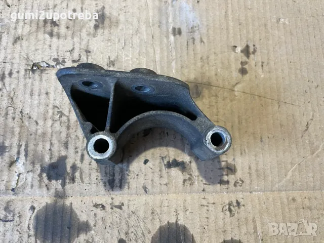 Скоба Опора Двигател A1132230038 Mercedes W211 E class Tmodel 4matic 320CDI, снимка 4 - Части - 50317488