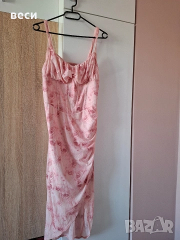 Нежна розова рокля , снимка 2 - Рокли - 54302227
