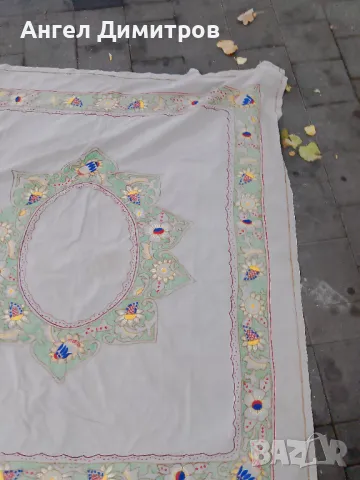 Голяма покривка бродерия , снимка 6 - Антикварни и старинни предмети - 47984494