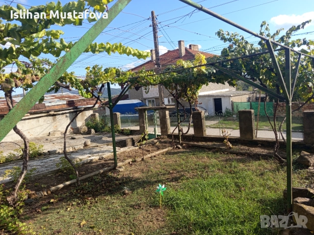 Продавам къща в гр. Смядово 