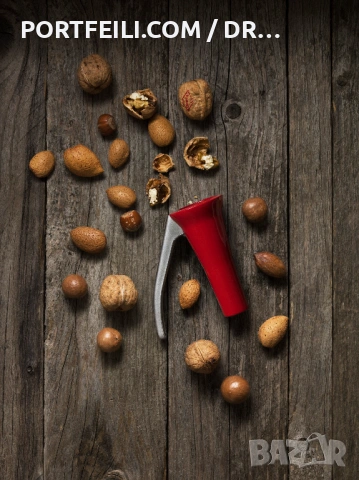 Шведска Орехотрошачка ( Лешникотрошачка ) Drosselmeyer, изцяло метална