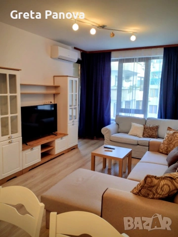 Двустаен апартамент в Бриз с гараж.