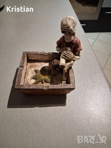 Пепелник за цигари, снимка 2 - Други ценни предмети - 54305852