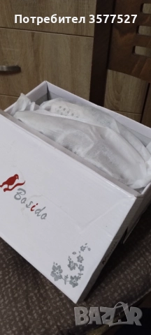 Продавам дамски обувки, снимка 5 - Дамски ежедневни обувки - 52876910