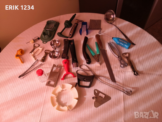 Различни прибори за кухня 