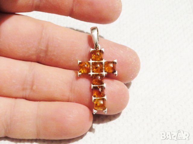 сребърно кръстче с балтийски кехлибар и сребърно синджирче сребро, снимка 2 - Колиета, медальони, синджири - 31400478