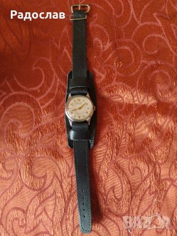 стар механичен часовник Москва 