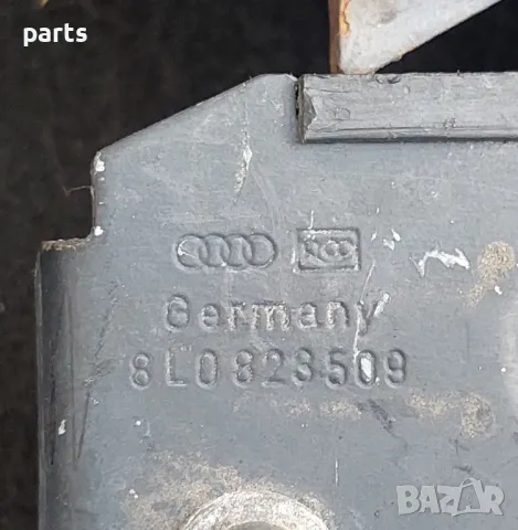 Ключалка Преден Капак Ауди A3 8L
(2) - 8L0823509, снимка 4 - Части - 50172411