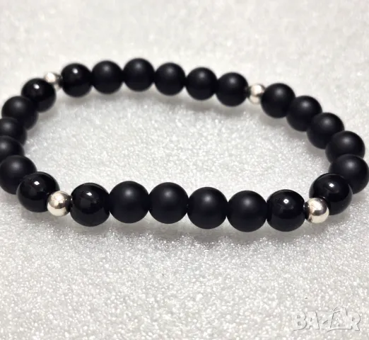 Еластична Гривна с Оникс и Сребърни топчета /проба 925/, снимка 3 - Гривни - 47353440