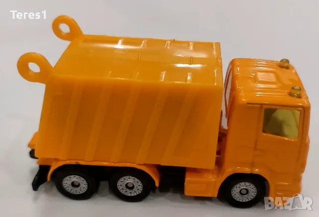 SIKU, CORGI JUNIORS  метални модели на двете фирми 4броя, снимка 4 - Колекции - 48464369