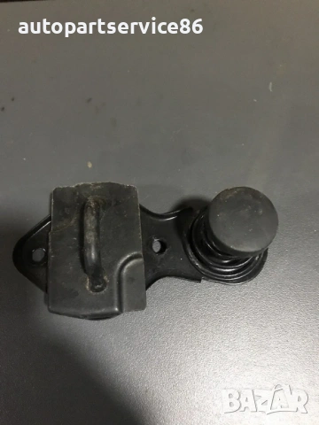 Горен комплект ключалки за преден капак за Mercedes ML KM W164 3.0 CDI (2010) A2038800460