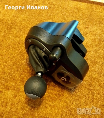 ЧИСТО НОВ лост за скорости Logitech G, снимка 3 - Джойстици и геймпадове - 52857812