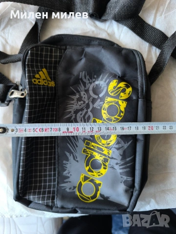 продавам чисто нови мъжки чантички, снимка 10 - Чанти - 53160422