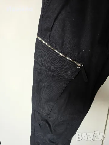 Мъжки черен карго панталон / джогър Pull&Bear, снимка 5 - Панталони - 56541690
