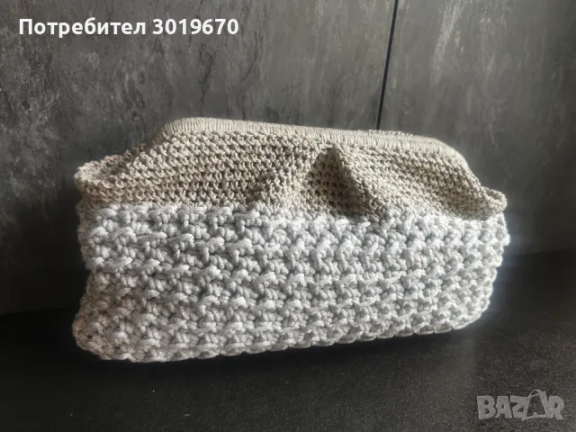 Плетена чанта, снимка 2 - Чанти - 47544419
