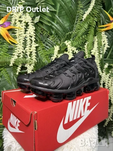 !НОВИ! Nike Air Vapormax Plus 'VM' | Triple Black | + КУТИЯ, снимка 2 - Маратонки - 54168046