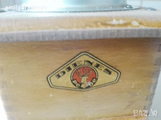 Микроскоп , пишеща машина и мелница за кафе., снимка 17 - Други стоки за дома - 50492201