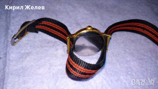 ЗАРЯ 22 КАМЪКА Стар ПОЗЛАТЕН РЯДЪК МОДЕЛ РЕТРО ЧАСОВНИК СССР с КАИШКА 32558, снимка 11 - Антикварни и старинни предмети - 38452883