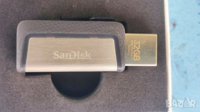 USB флаш памет 32 GB. , снимка 2 - USB Flash памети - 37494327