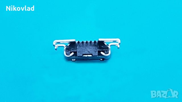 Букса (конектор) Motorola DROID Turbo (XT1254), снимка 3 - Резервни части за телефони - 35282224