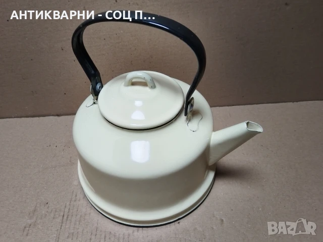 Соц НОВ Емайлиран Руски Чайник. , снимка 2 - Антикварни и старинни предмети - 50823387
