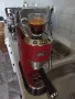 Кафемашина Делонги Дедика с ръкохватка с крема диск, работи отлично и прави хубаво кафе с каймак , снимка 2