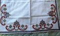 Винтидж ръчно бродирана покривка за маса (България, 60-те г), снимка 3