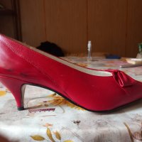 Червени дамски обувки с ток 38 номер, снимка 7 - Дамски елегантни обувки - 44480017