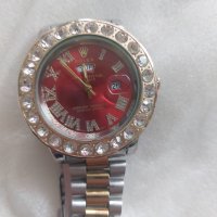 Дамски часовник , снимка 2 - Луксозни - 39125916