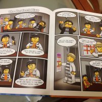 LEGO - Лего годишник от 2017 година, снимка 4 - Списания и комикси - 39329621