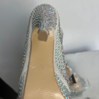 Нови обувки Lina размер 36, снимка 4 - Дамски обувки на ток - 42414257