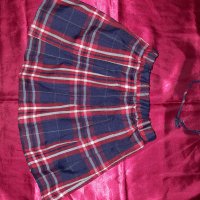 XS Карирана къса пола на плисета с пандела за врата , снимка 3 - Поли - 38496488