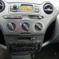 Toyota Yaris 1.0- 68к.с.  2002г на части, снимка 10 - Автомобили и джипове - 39251401