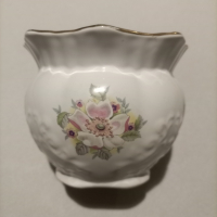 Много красива Винтаж порцеланова саксия за цветя Maryland Pottery Англия , снимка 4 - Декорация за дома - 44588773