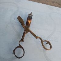 Стара ножица за свещи,месинг,бронз антика, снимка 1 - Антикварни и старинни предмети - 37576560
