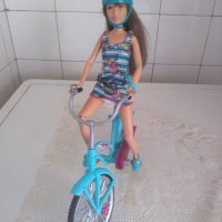 Барби Скипър с колело, снимка 2 - Кукли - 37362011
