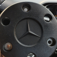 предни декоративни тасове тип фланец за Mercedes Sprinter двойна гума , снимка 1 - Части - 44532842