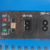 Оригинален Немски Мини Хладилник-Висок Клас-12V/220V-WAEGO-С Осветление-Лимитирана Серия-Отличен, снимка 15 - Хладилници - 44632793