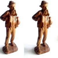 Стара голяма дървена фигура на ловец с лула и халба бира, снимка 2 - Антикварни и старинни предмети - 42060036