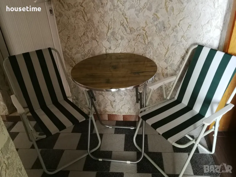 Кръгла маса с два стола- сет, снимка 1