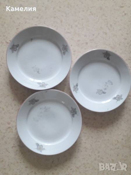 Български порцеланови чинии , снимка 1