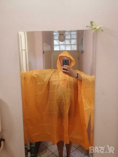 Дъждобран тип пончо, Франция. , снимка 1