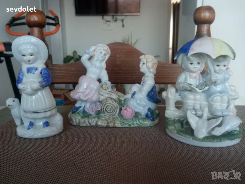 Стилни порцеланови статуетки.Цената е за всички., снимка 1