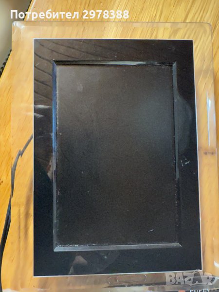 Дигитална рамка за снимки, снимка 1