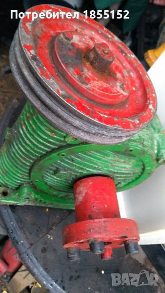 Редуктор двустранен изход Италия, снимка 1