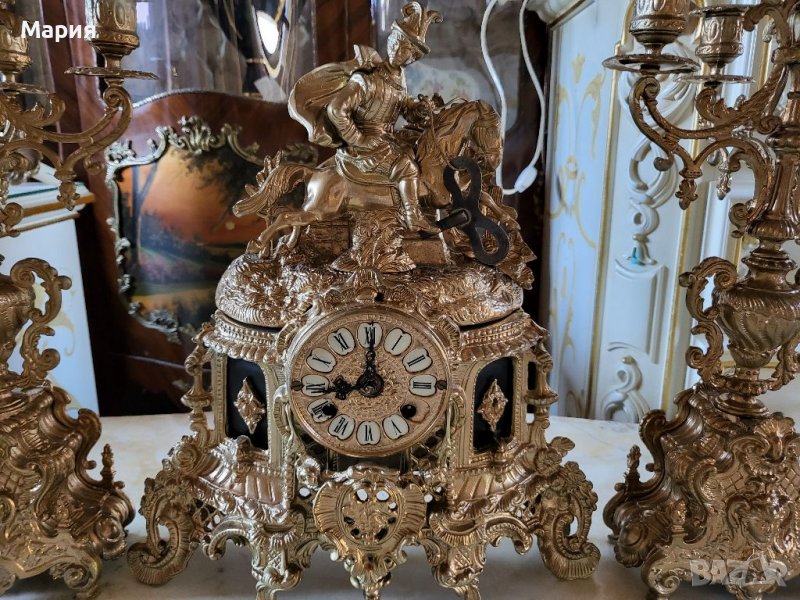 Антикварен каминен часовник и два свещника , снимка 1