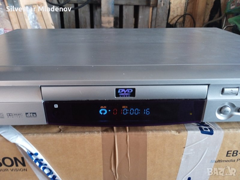 Dvd плеър Schaub Lorenz sld-2001, снимка 1