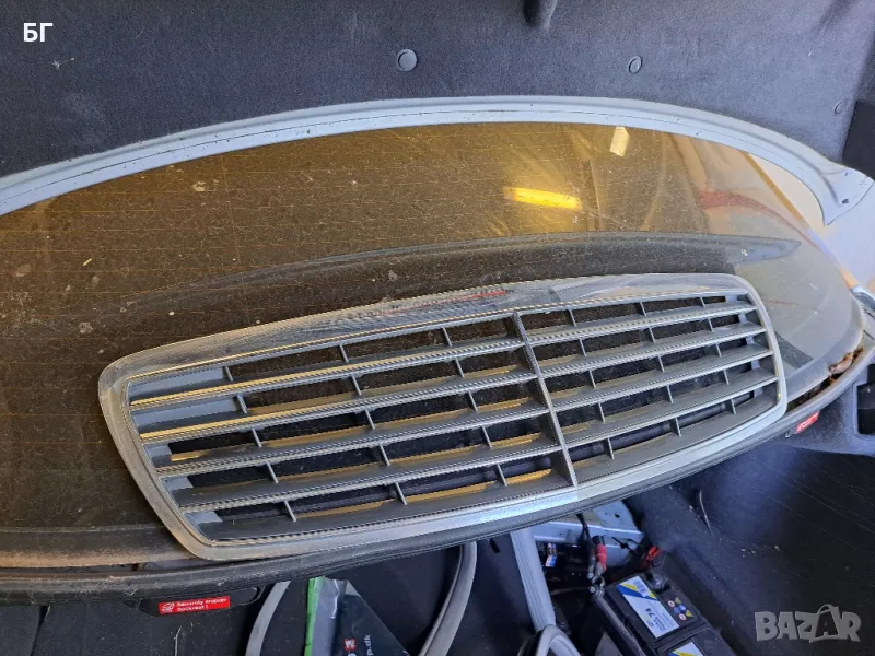 Предна решетка Mercedes W211 E-CLASS (2002-2006г.) Avantgarde / A2118800583 / 2118800583 Авангард, снимка 1