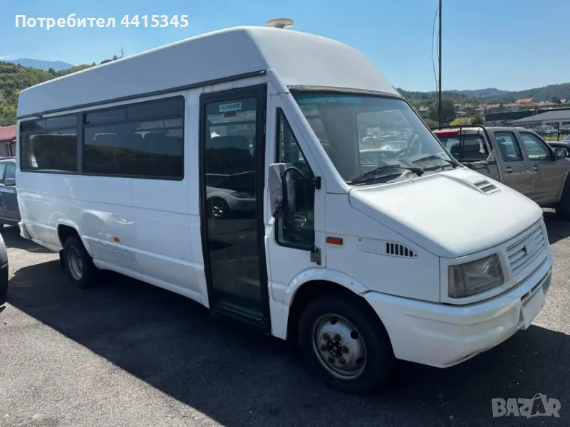 Автобус Iveco 16+1, снимка 1